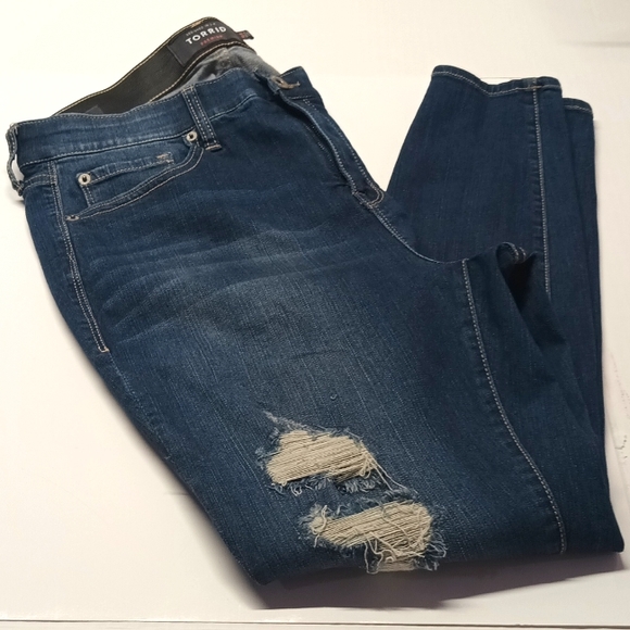 torrid Denim - Torrid| plus size 16 R Premium sky high skinny ankle -Length Womens jeans.